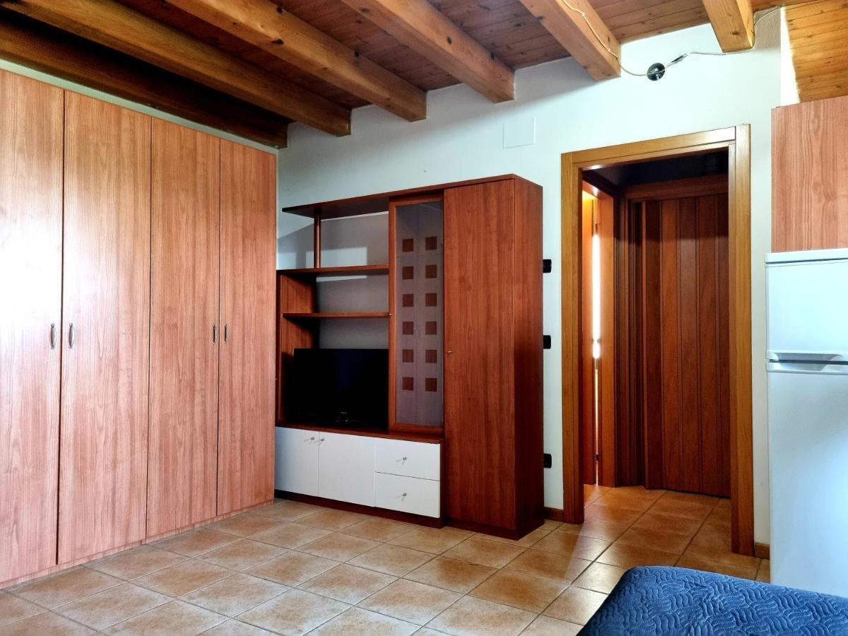 Antica Corte Ortaia Appartamenti Povegliano Veronese Экстерьер фото